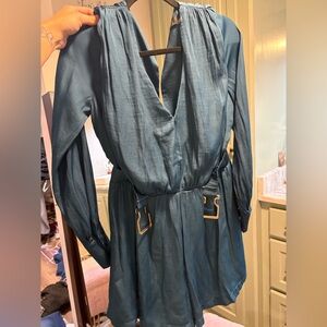 Women’s medium teal romper with belt DO+BE Teal Long-Sleeve Belted V-Neck romper